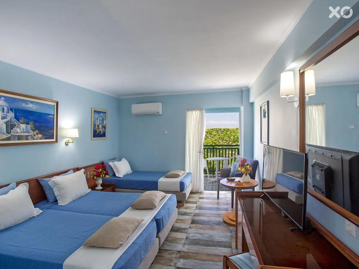 Golden Beach Hotel