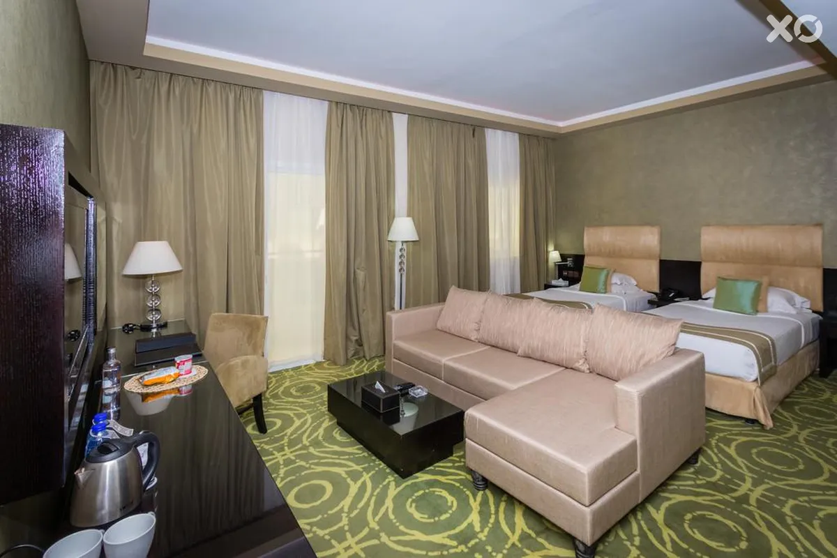Mangrove Hotel