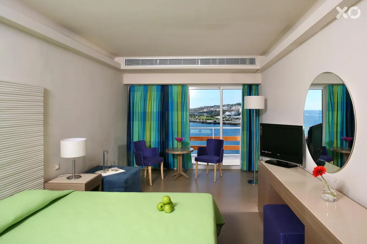 Eden Roc Resort Hotel