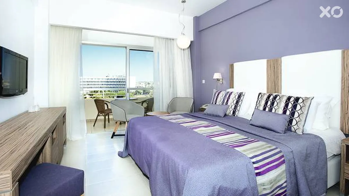 Atlantica Sea Breeze Hotel