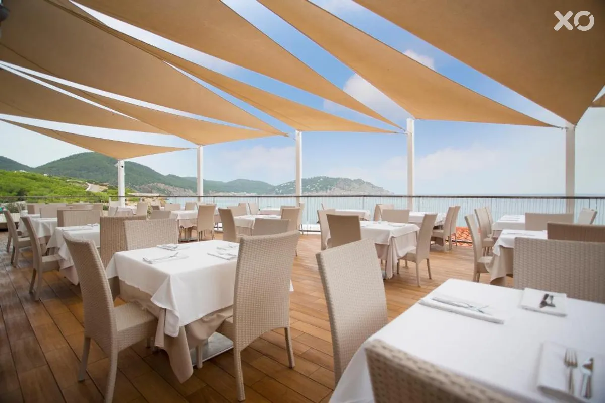 Invisa Club Cala Blanca Hotel