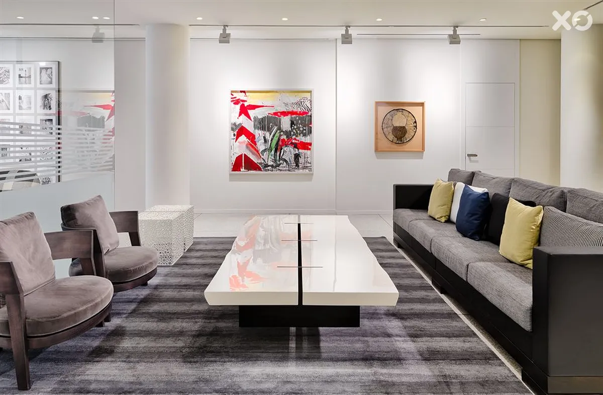 H10 Art Gallery