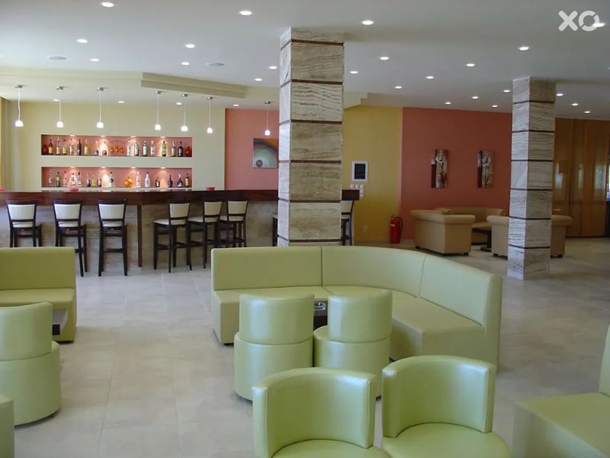 Golden Sands Hotel