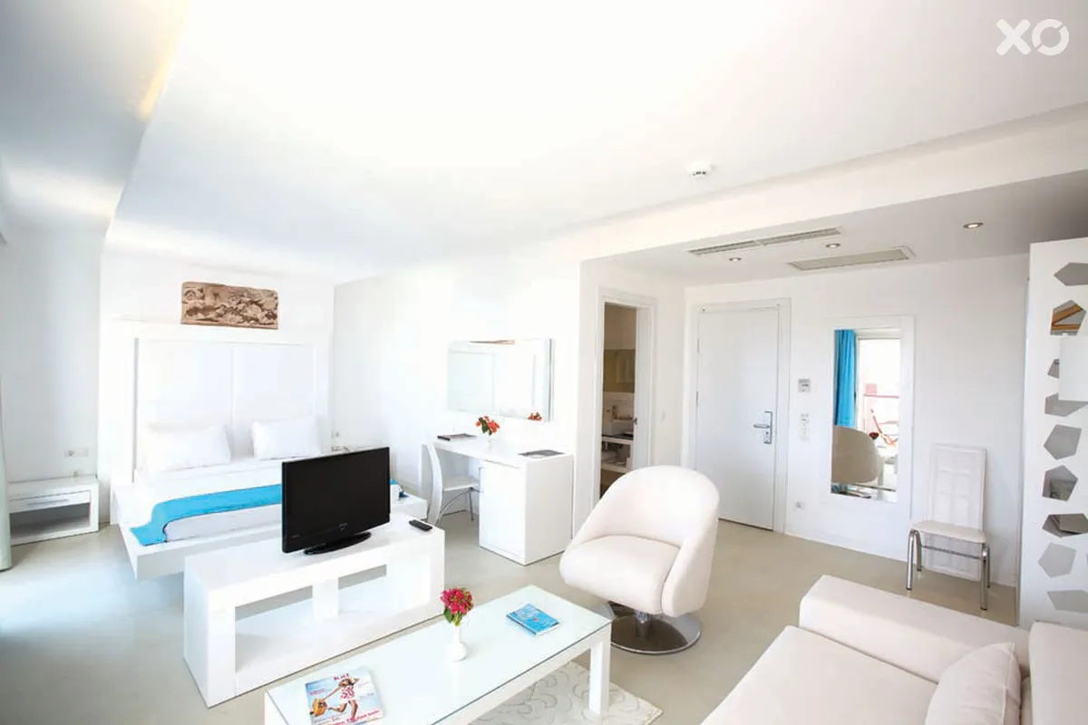 Costa Luvi Hotel