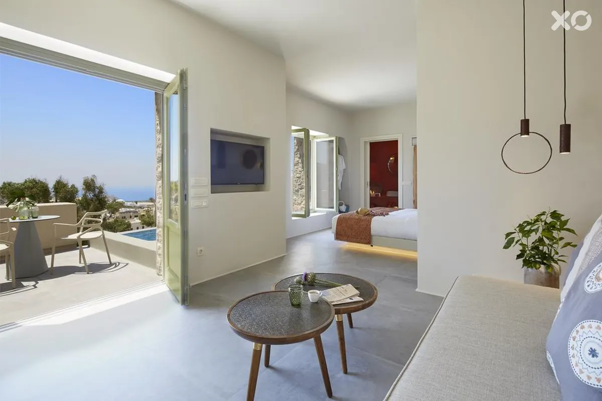 Aeon Suites