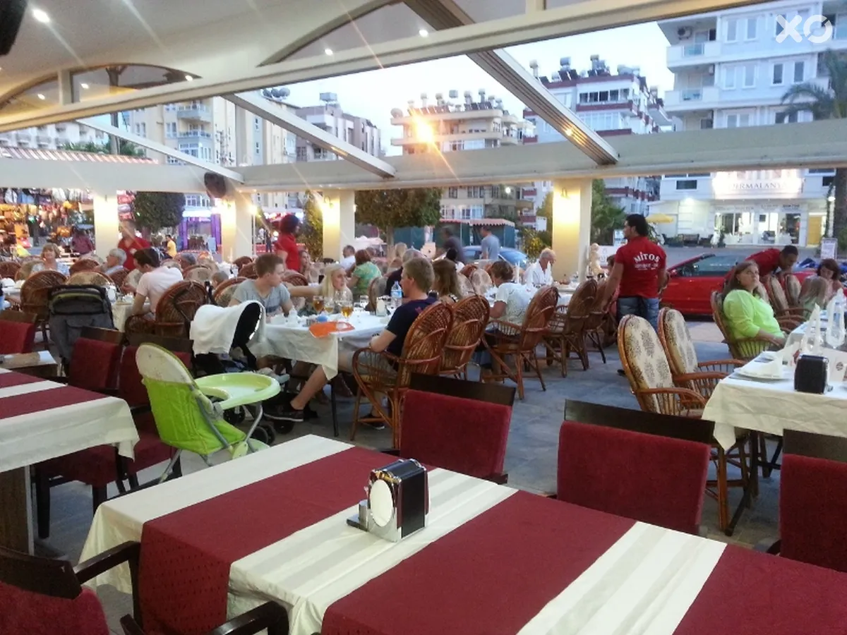 Mitos Apart & Hotel