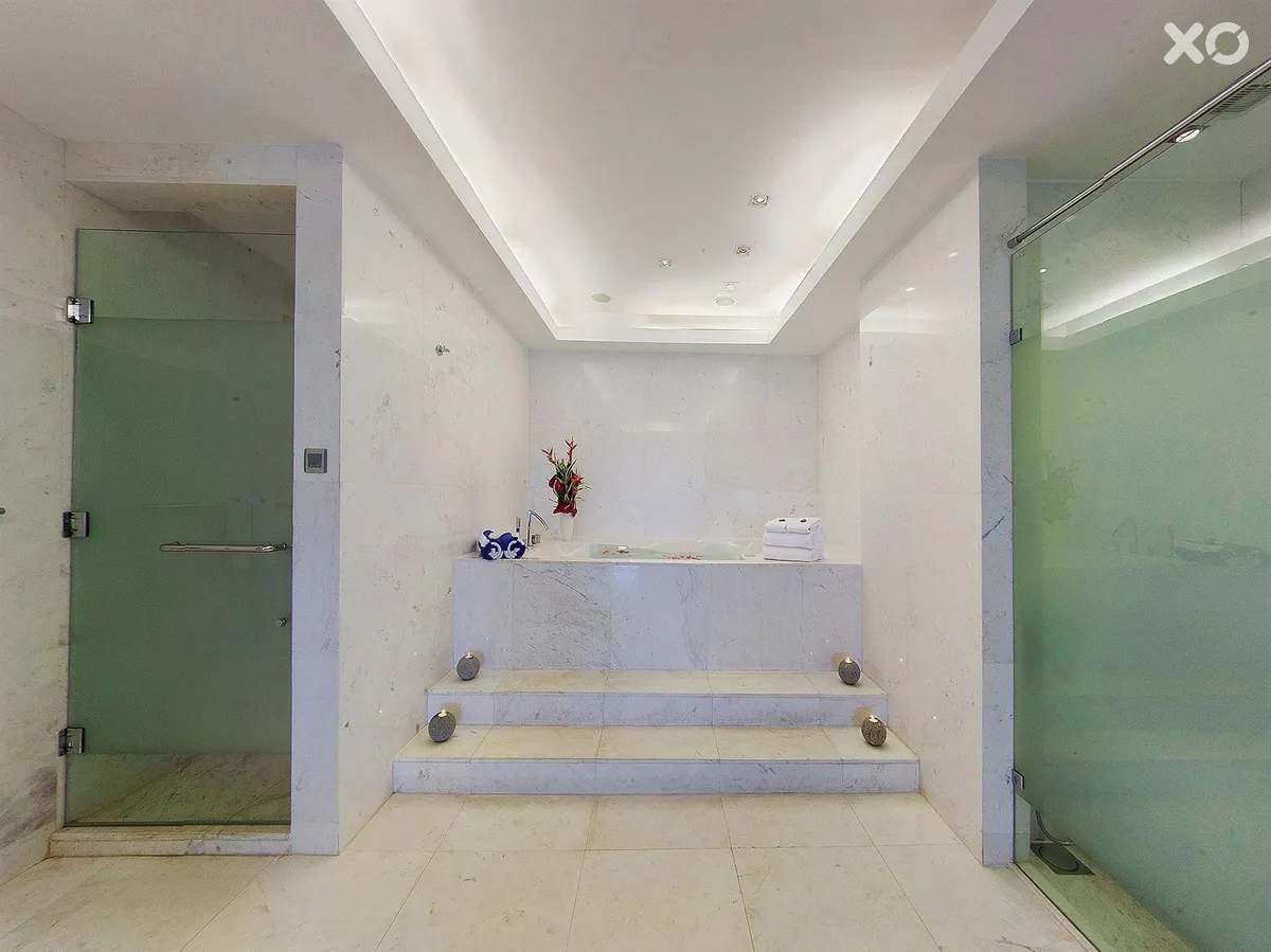 The Fortress Resort & Spa