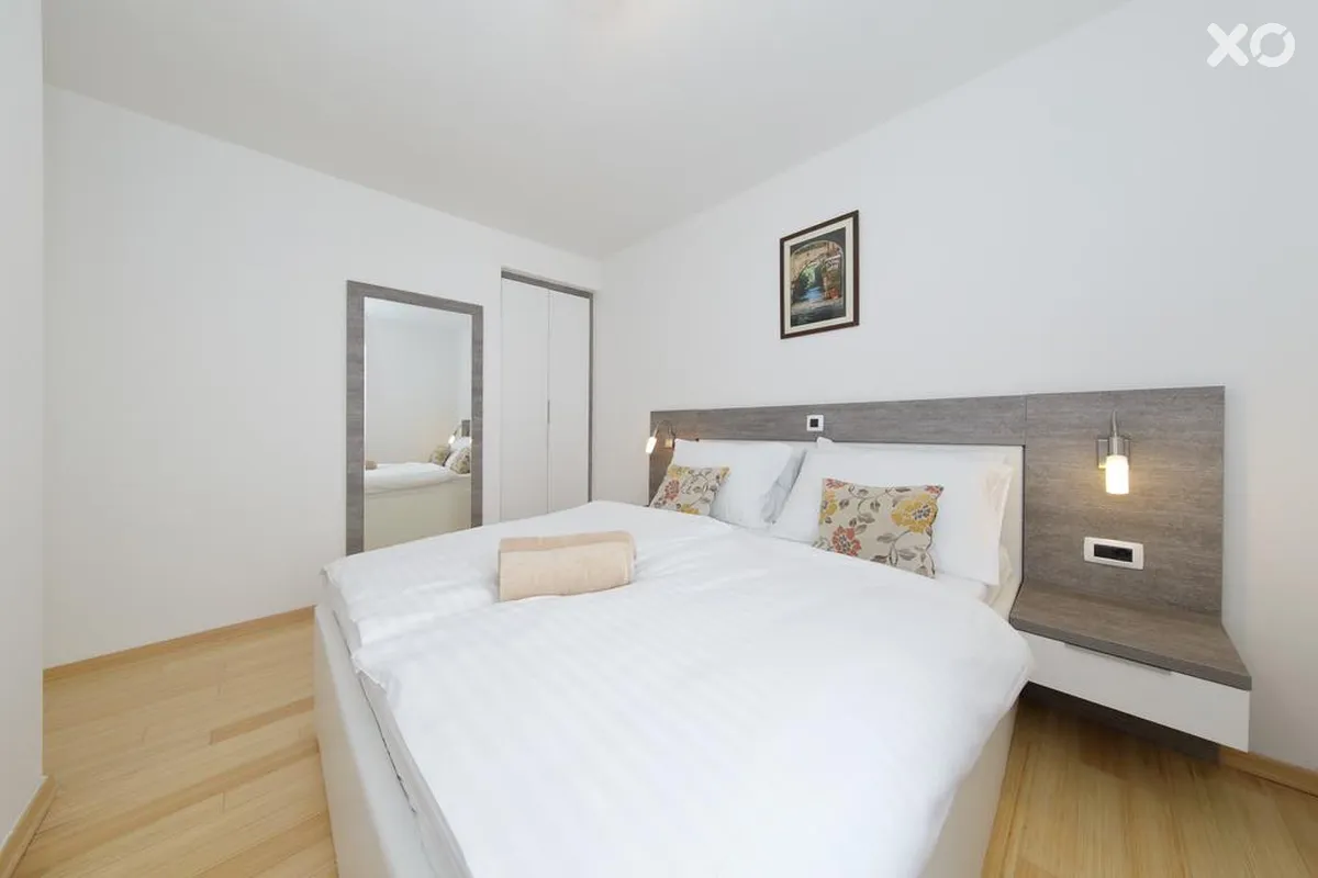 Sunnyside Apartments Petrcane