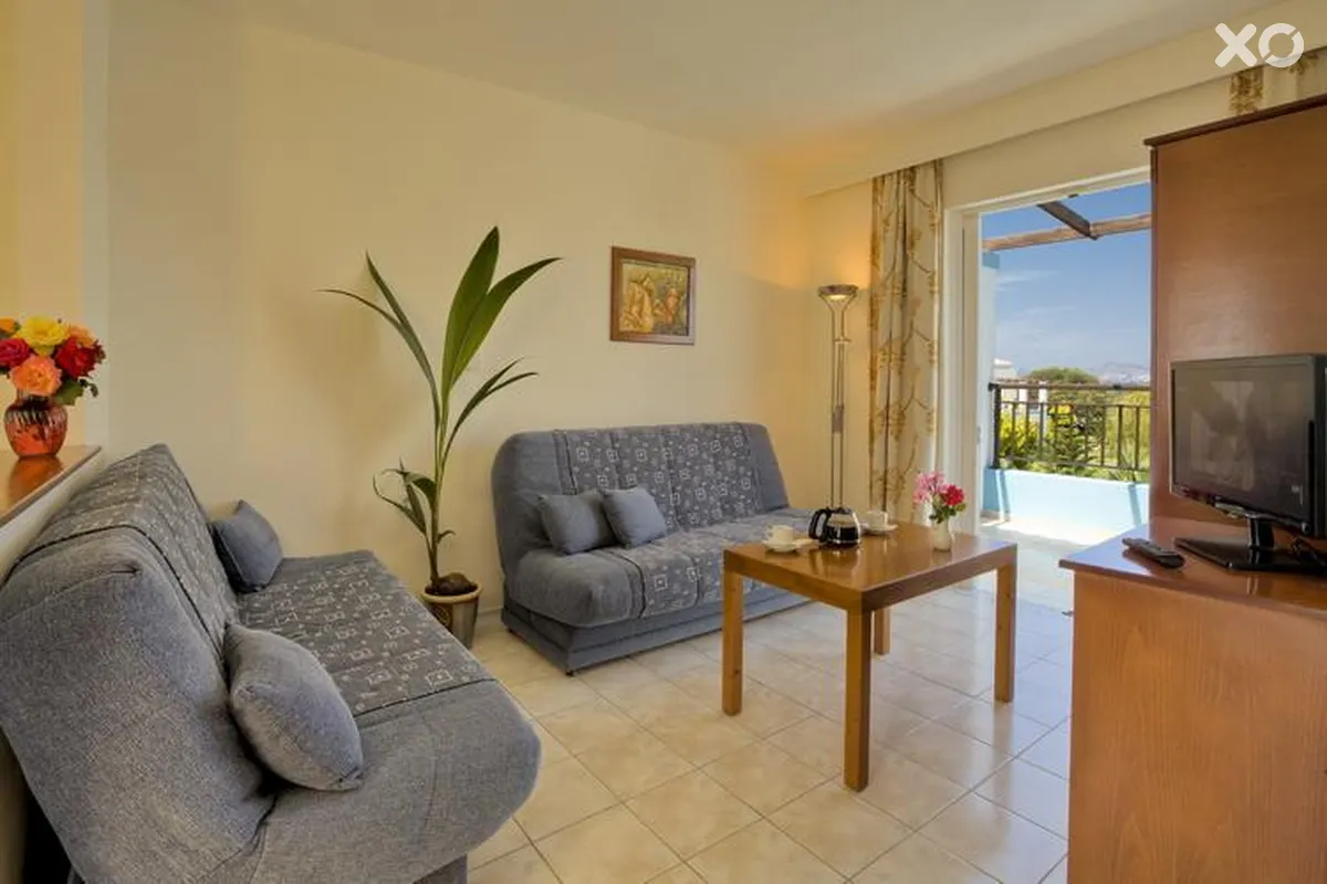 Corali Hotel
