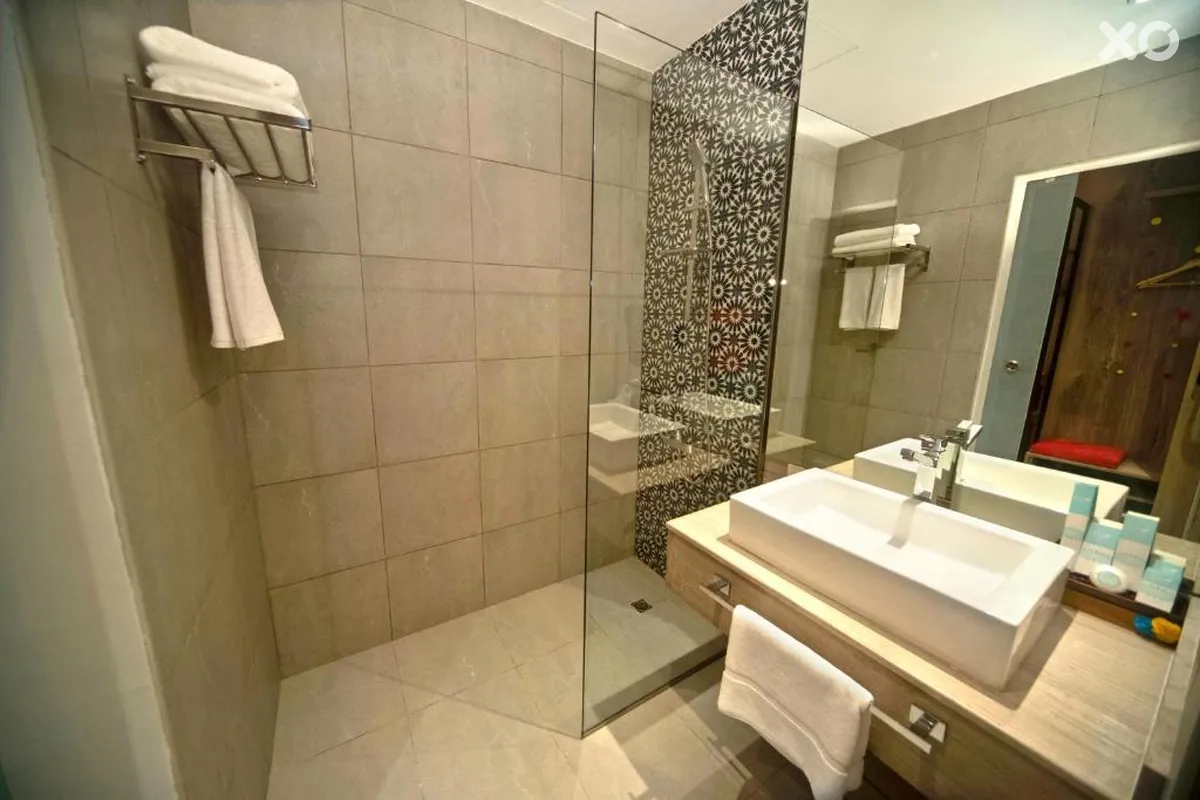 Kingsgate Canal Hotel