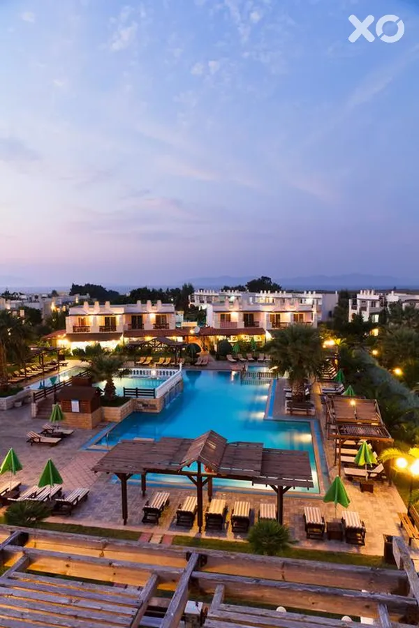 Gaia Royal Hotel