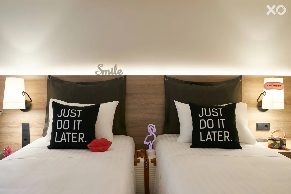Moxy Patra Marina