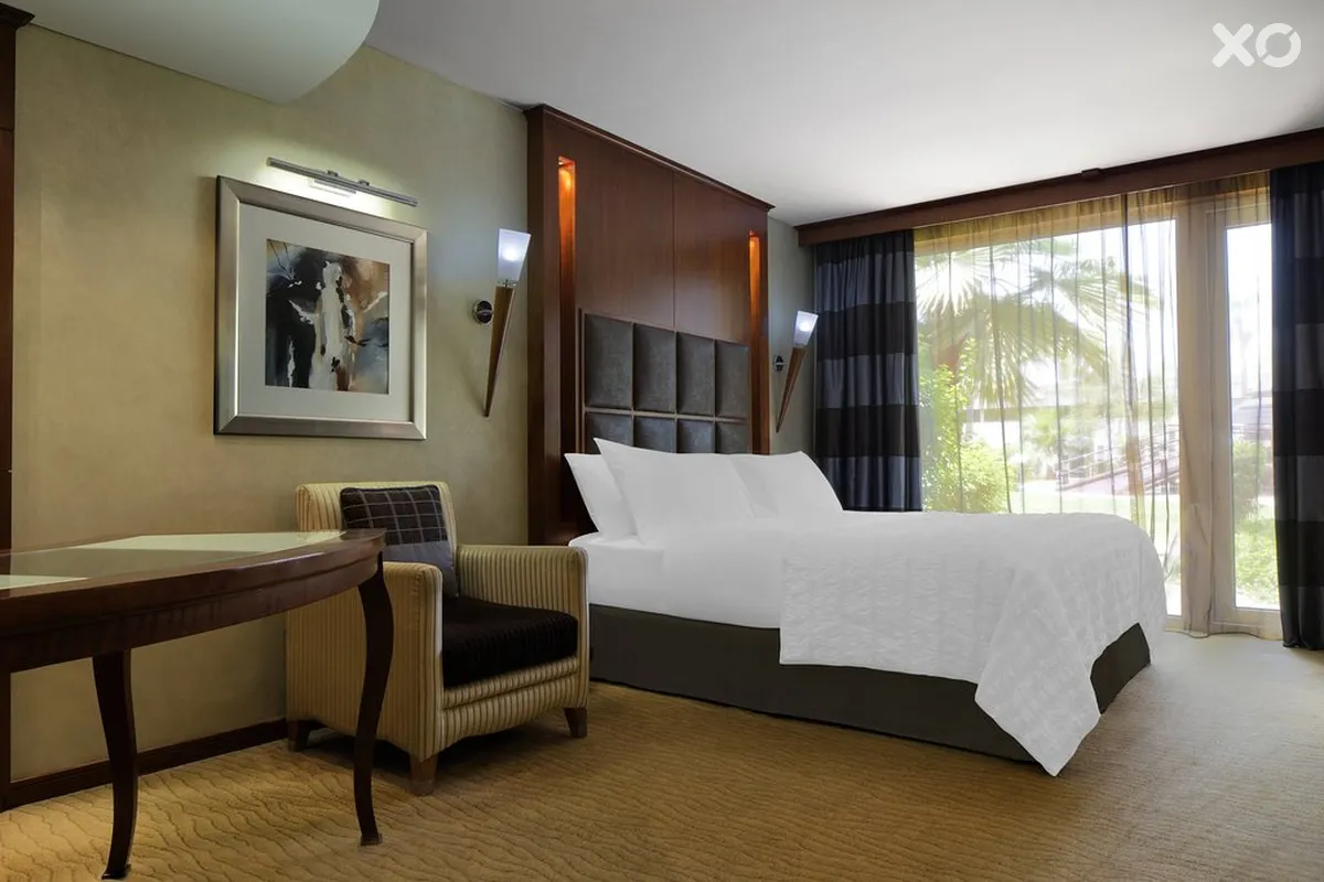 Le Meridien Dubai Hotel & Conference Centre