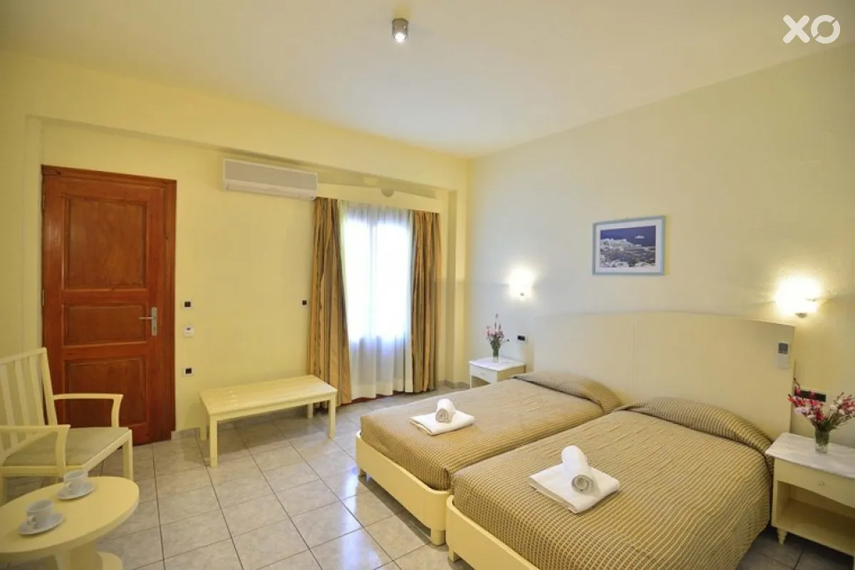 Petinos Hotel