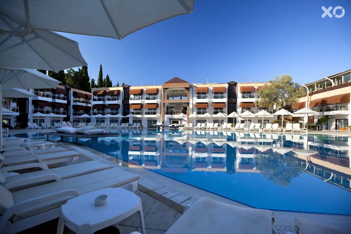 Risa Hotel