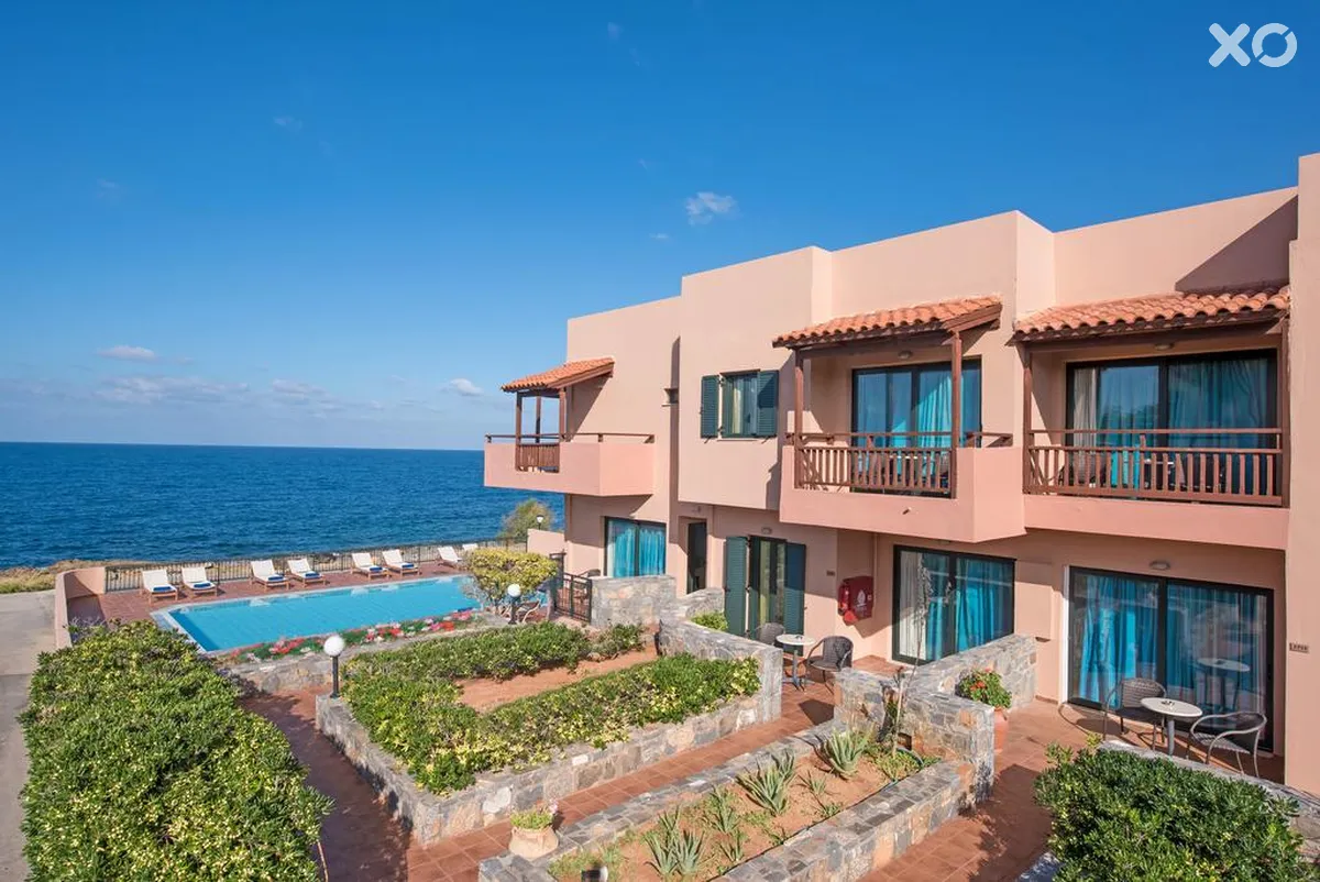 Koutrakis Suites