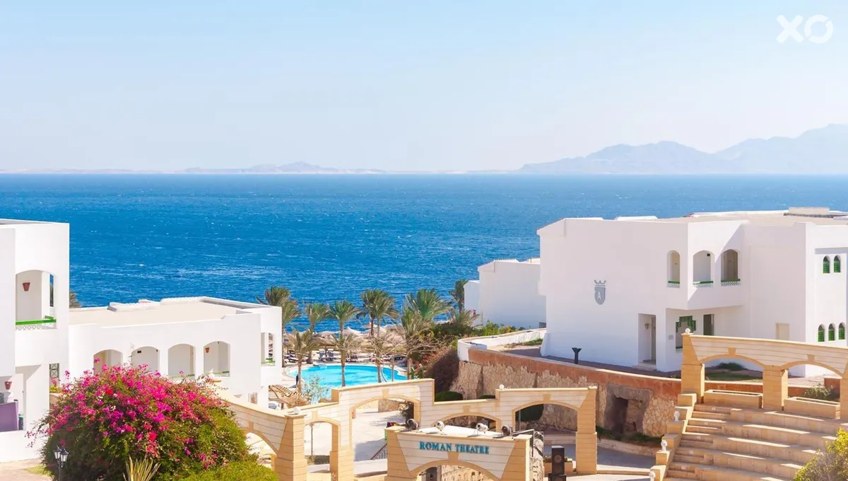 Coral Beach Resort Tiran