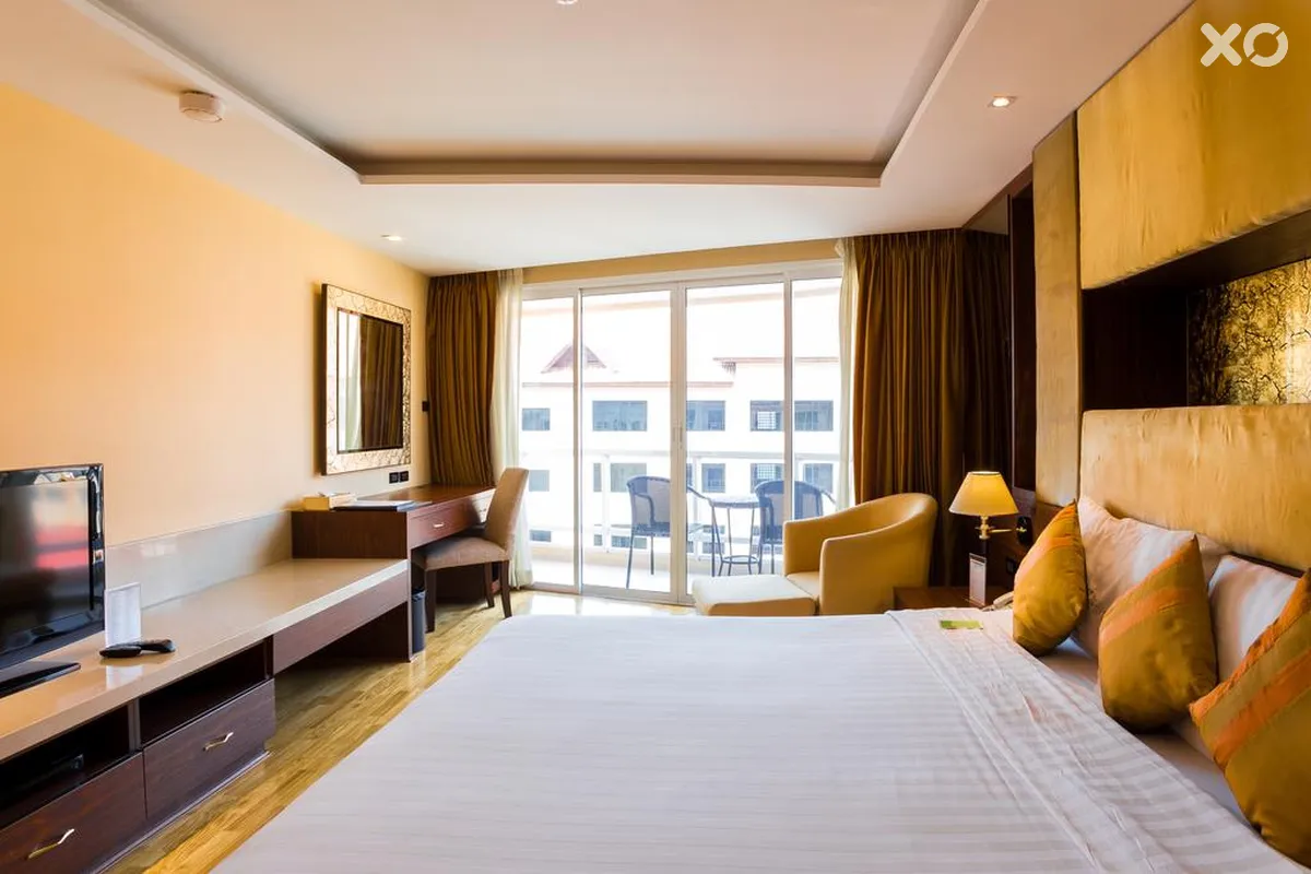 Nova Gold Hotel