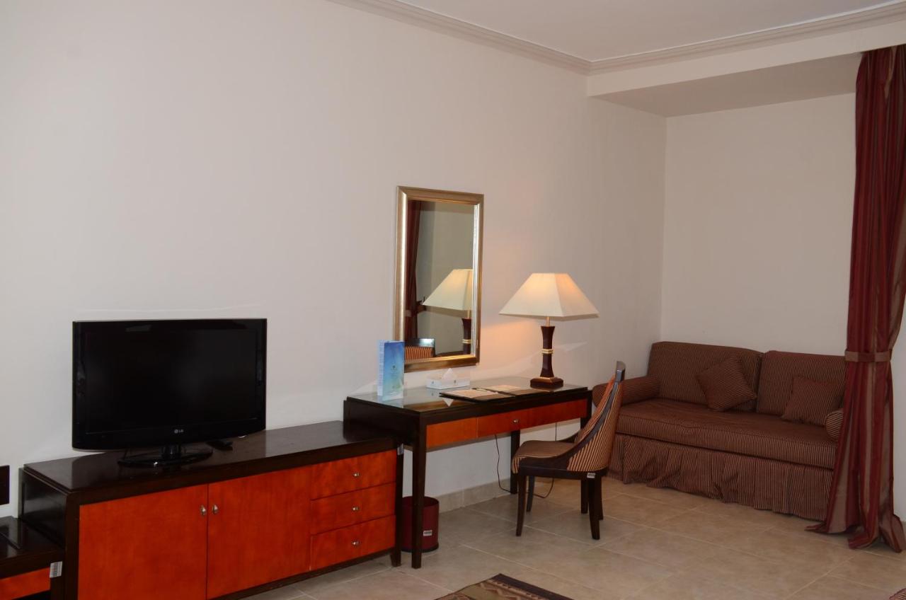 Rehana Royal Beach Resort Aqua Park & ​​Spa