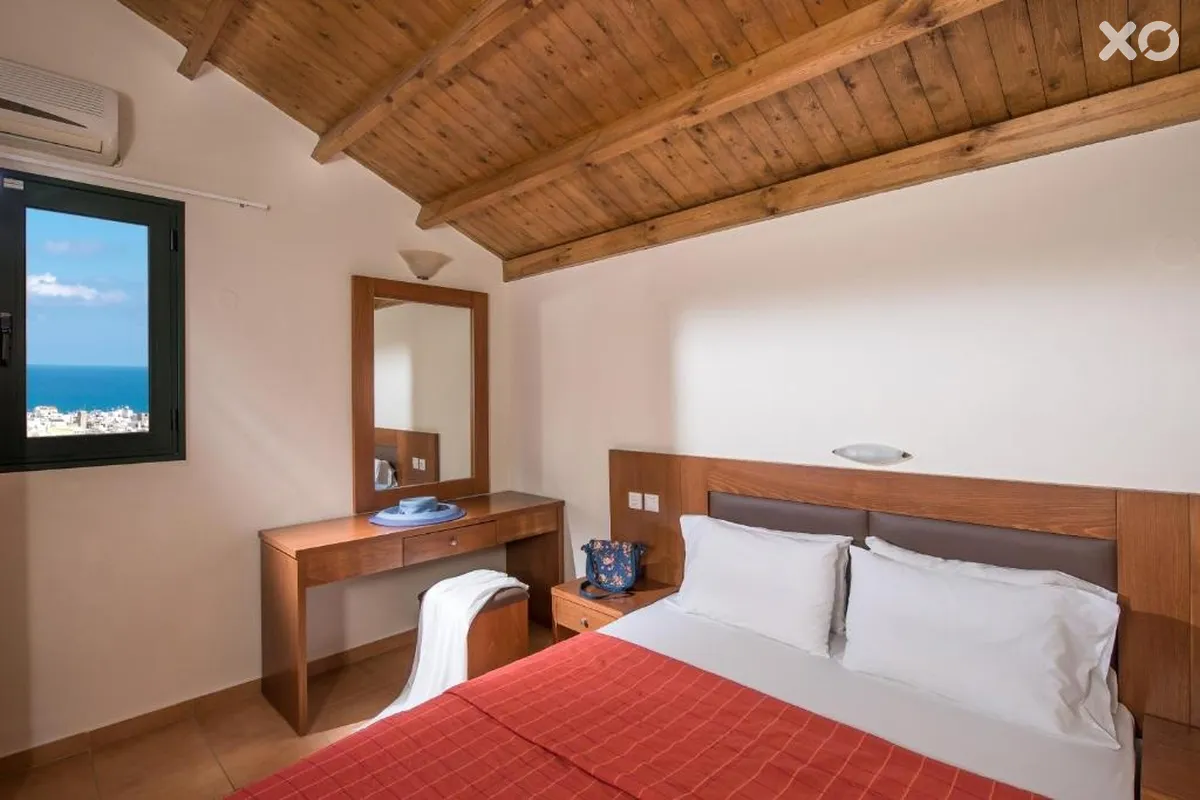 Dia Apartments