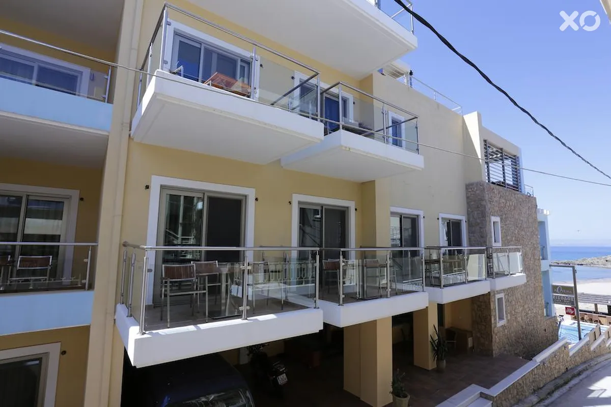 Almira Hotel