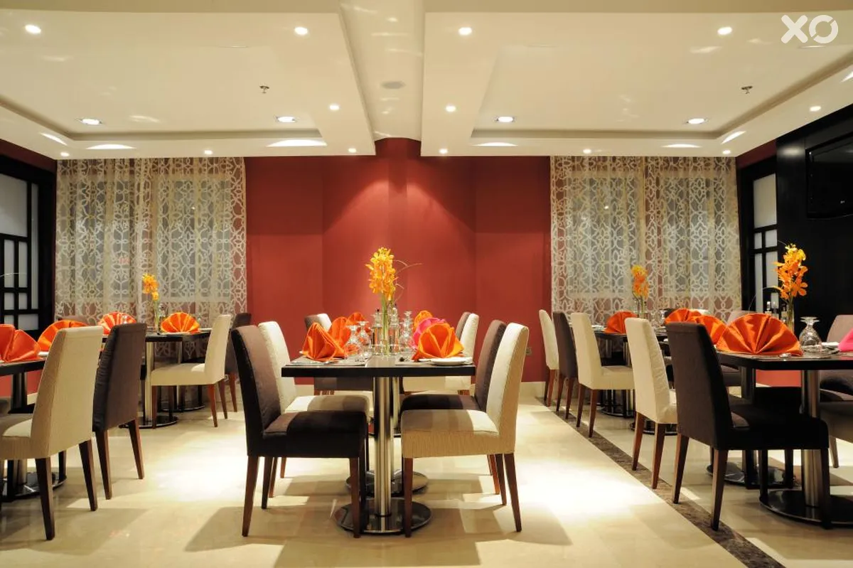 Al Hamra Hotel