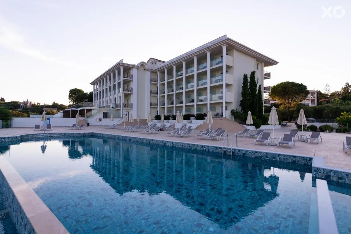 Avalon Hotel