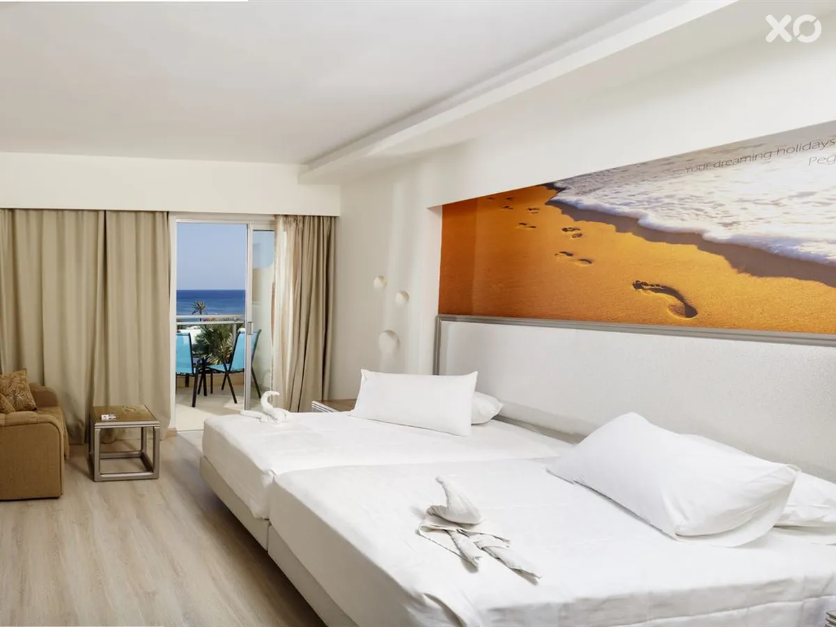 Pegasos Deluxe Beach Hotel