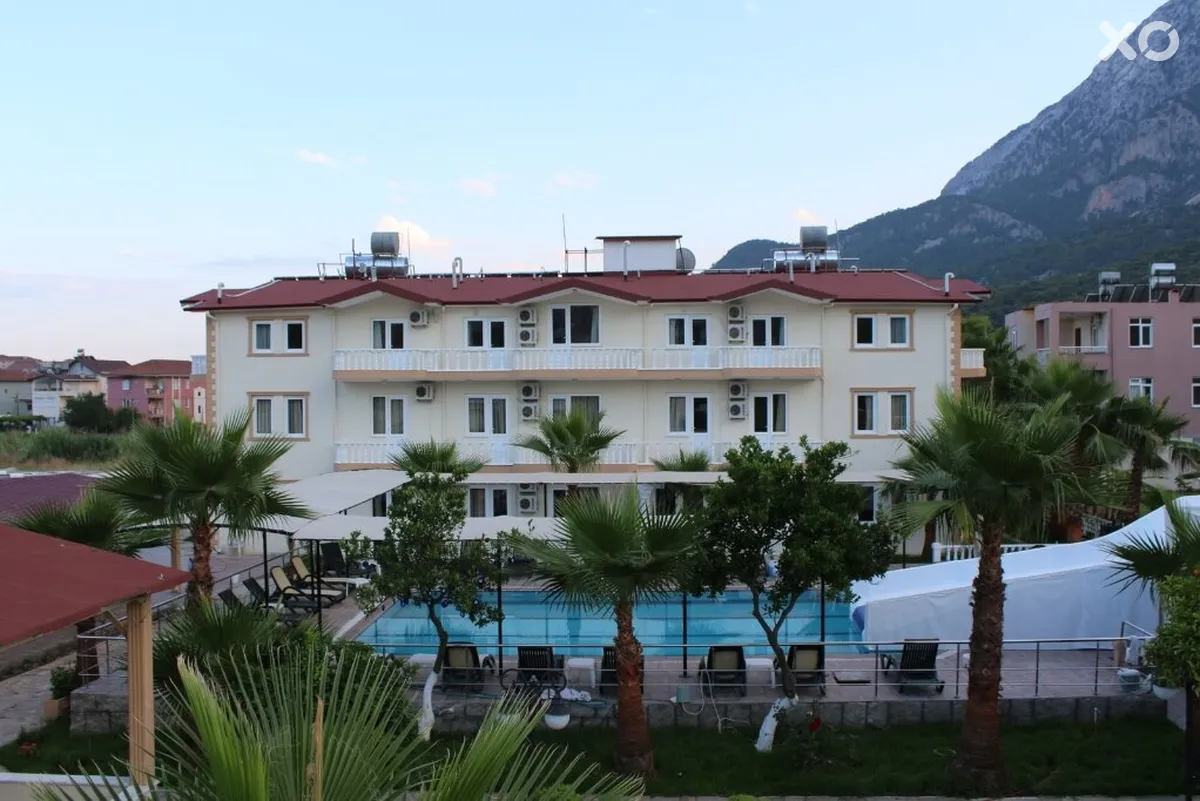 Gold Stone Hotel