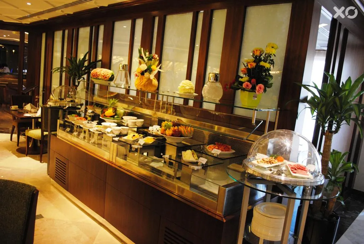Raviz Center Point Hotel
