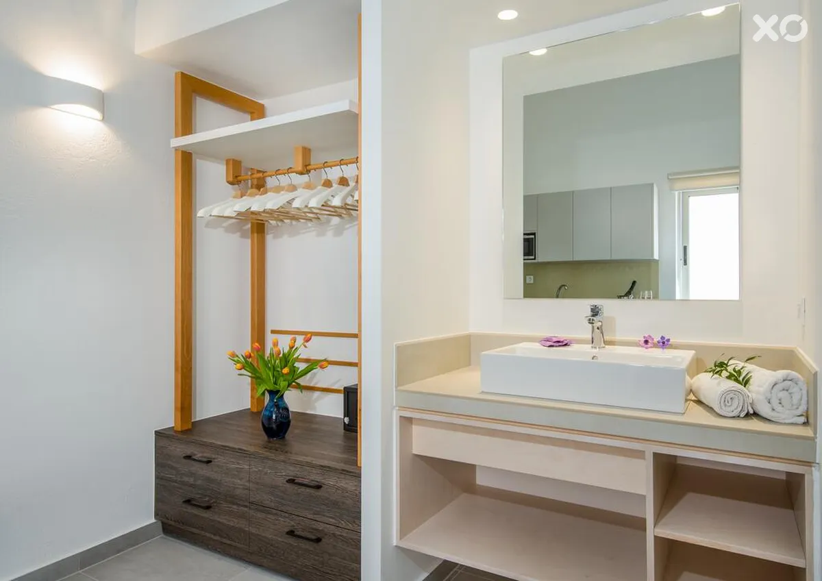 Lotus Hotel Apartments