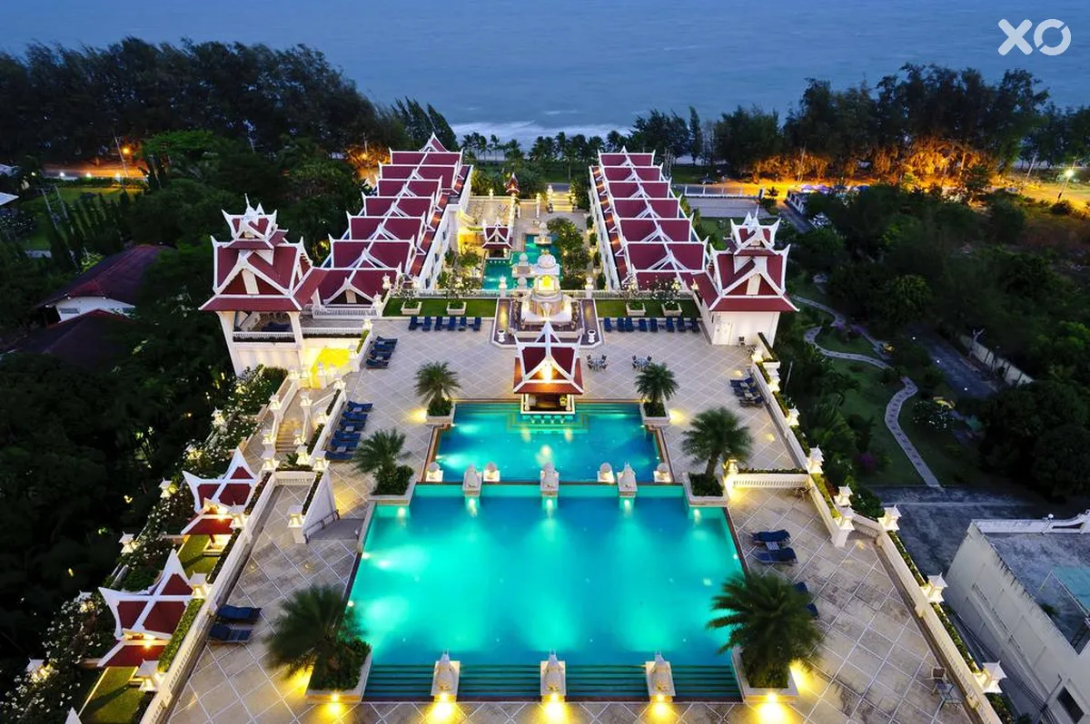 Grand Pacific Sovereign Resort & Spa