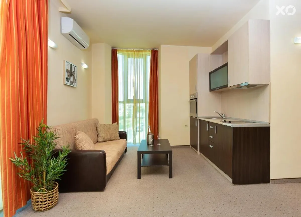 Julia Hotel