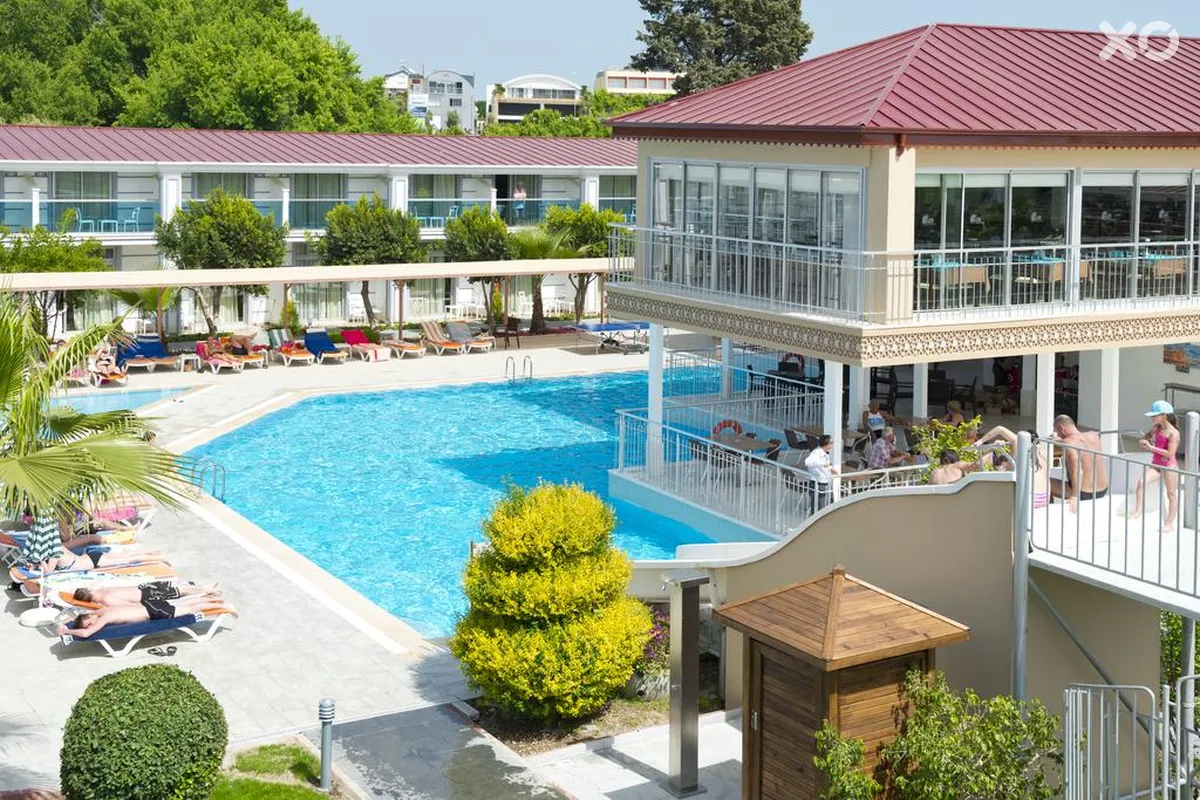 Sun Club Hotel Side