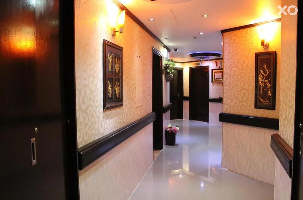 OYO 329 Down Town Hotel