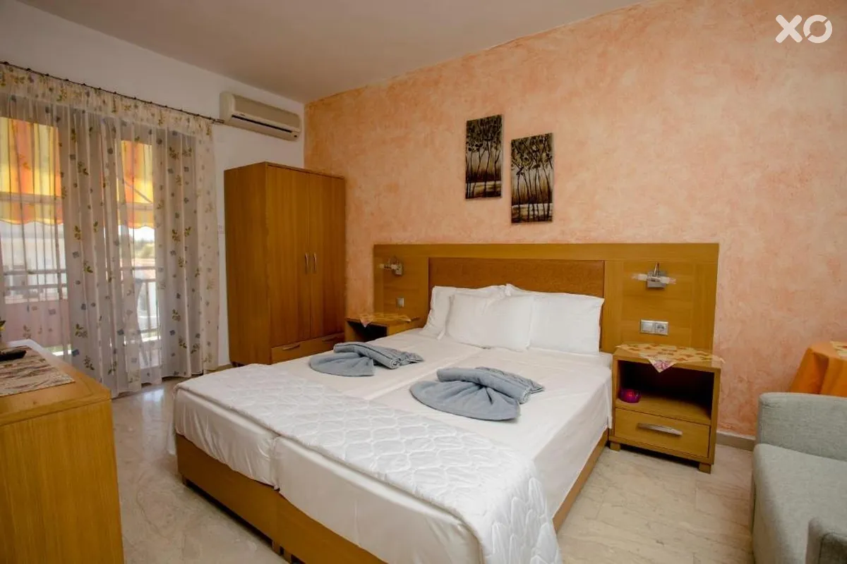 Maik Apartments