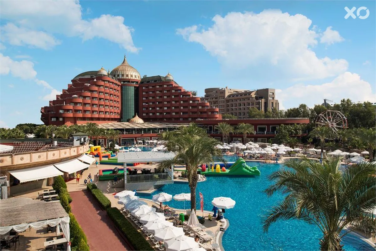 Delphin Palace