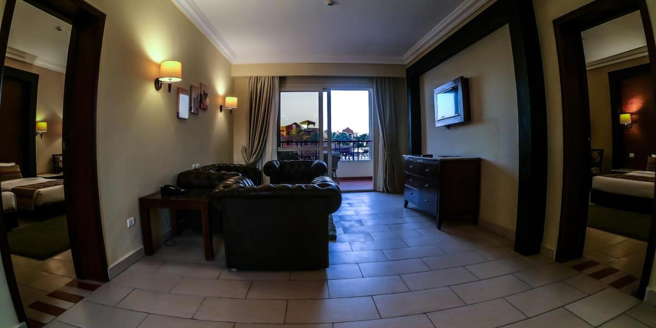 Regency Plaza Aqua Park & ​​Spa