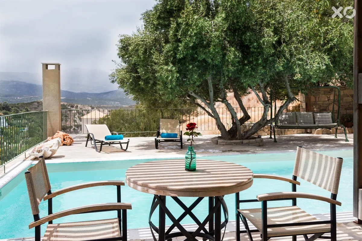 Istron Villas