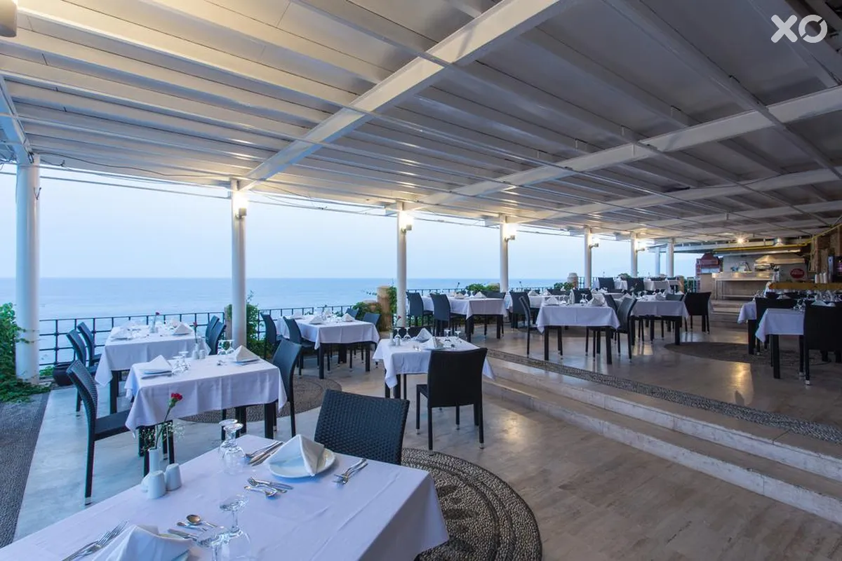 Falcon Club Hotel