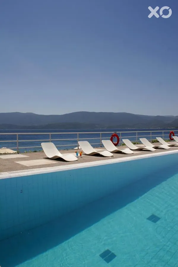 Kalamaki Beach Hotel