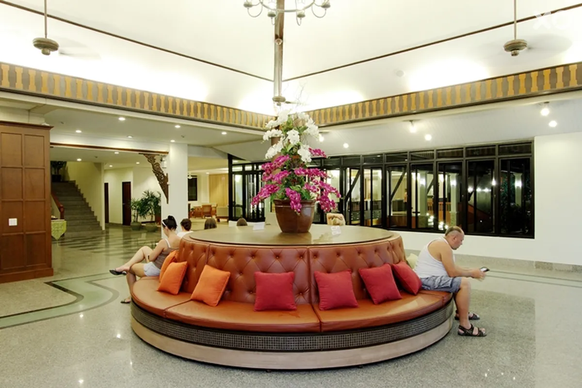 Kata Sea Breeze Resort