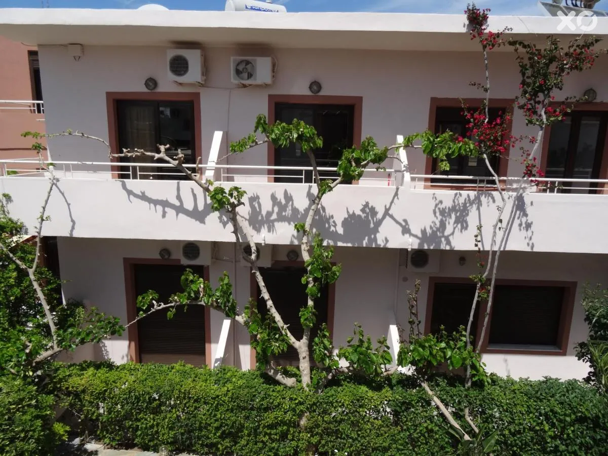 Lito Apartments