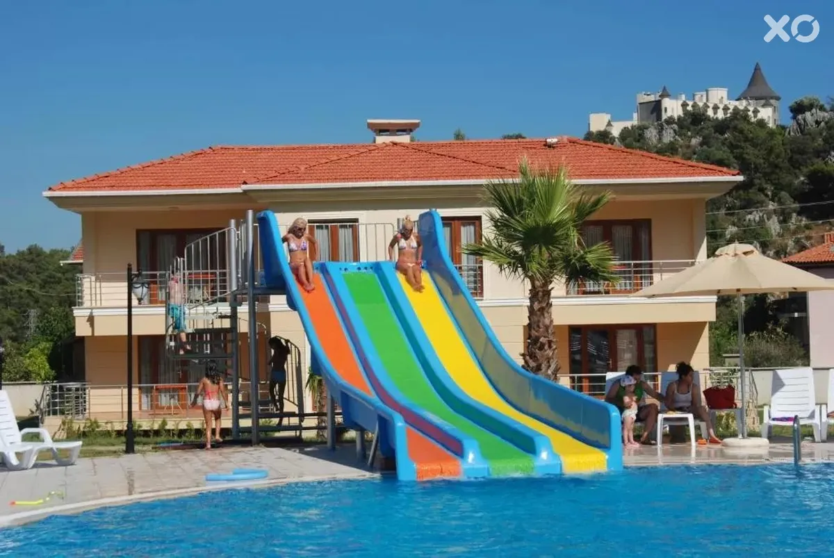 The One Club Hotel