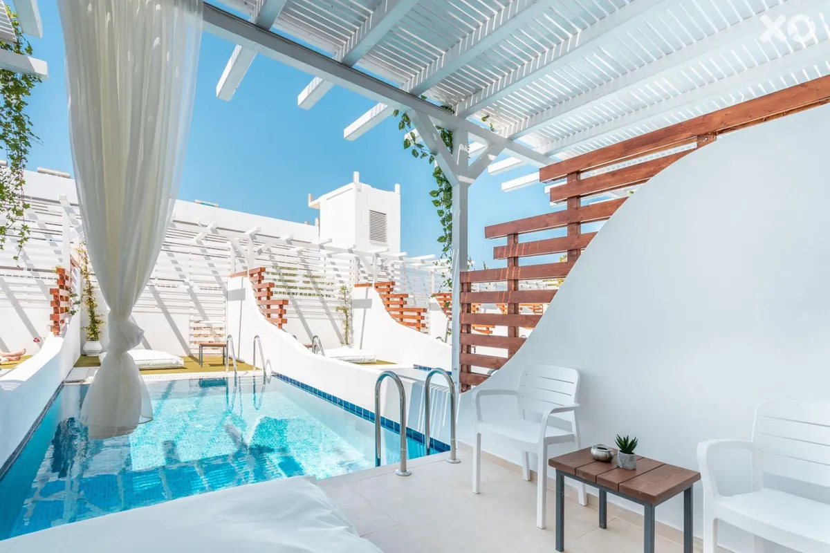 Alex Beach Hotel Bungalows