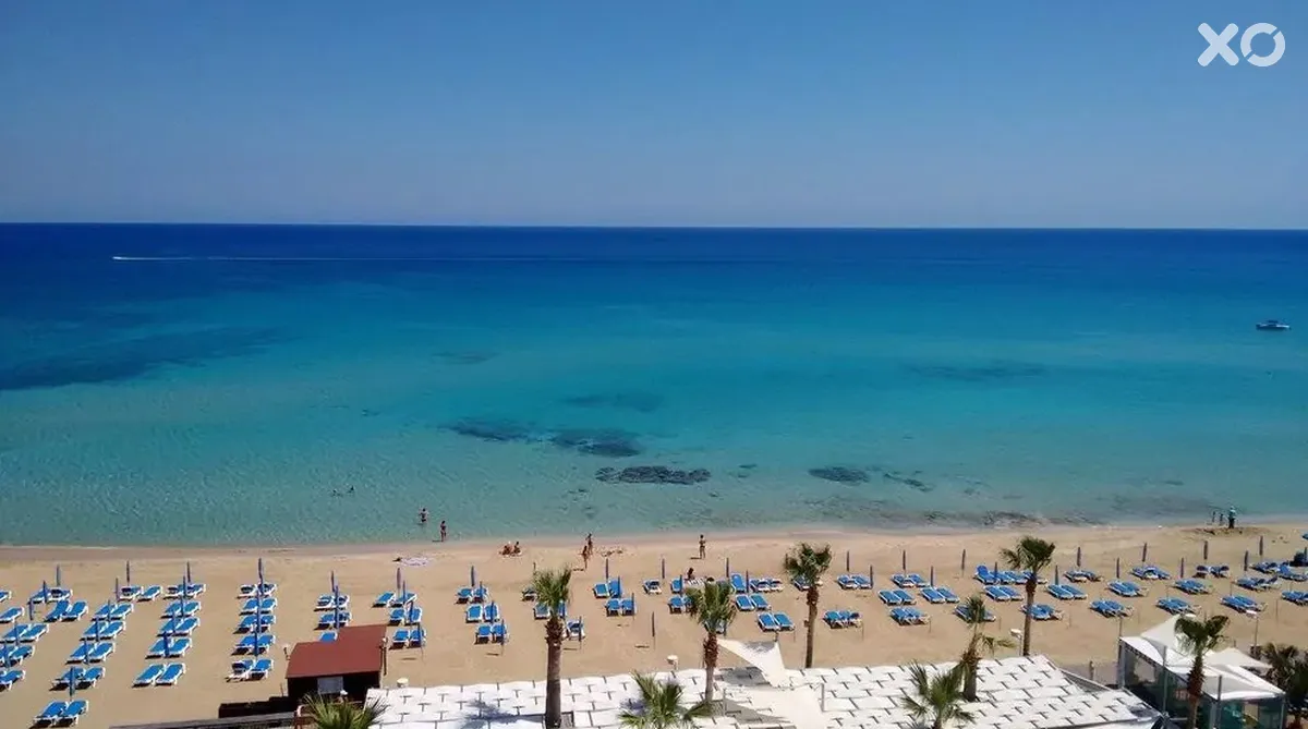 Vrissaki Beach Hotel