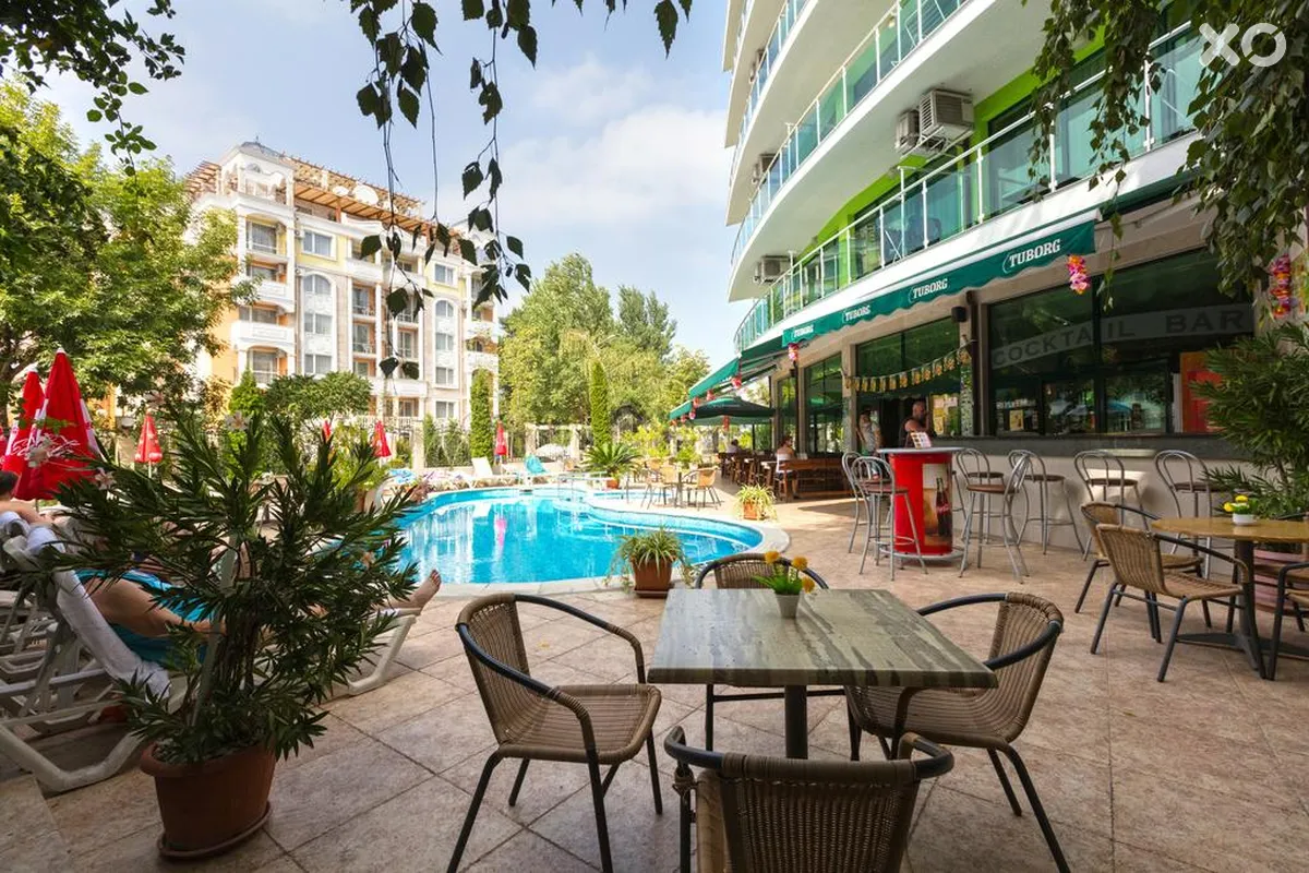 L&B Hotel