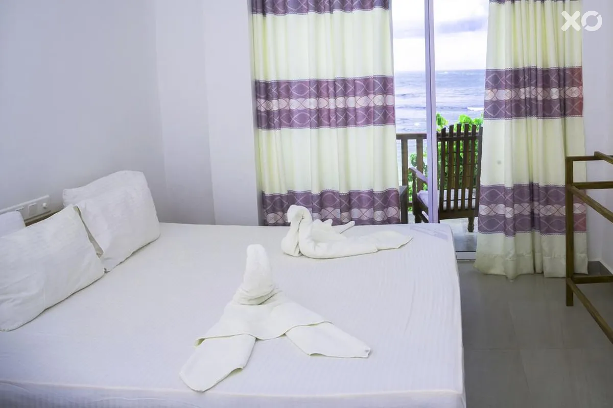 Wave Beach Resort