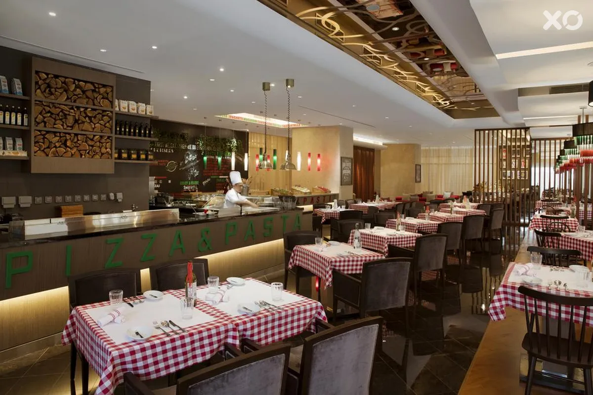 Pearl Rotana Capital Centre