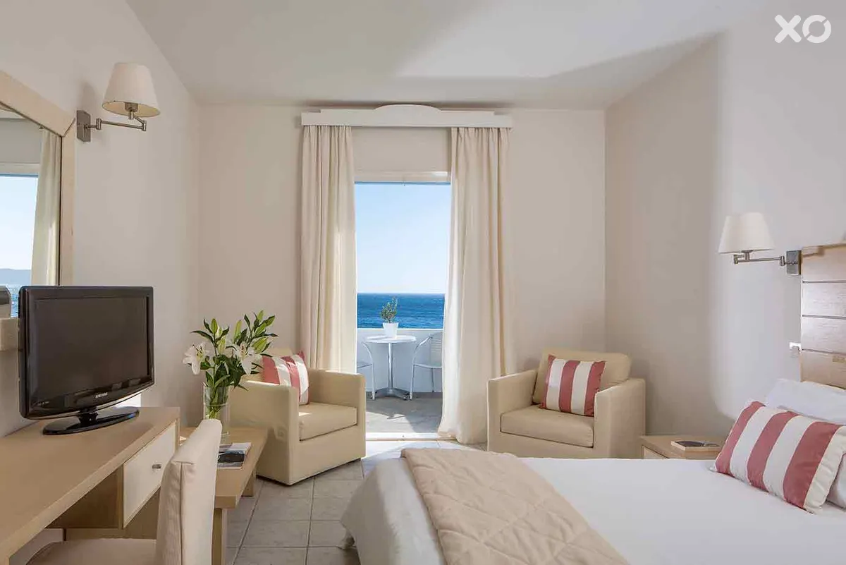 Manoulas Beach Mykonos Resort